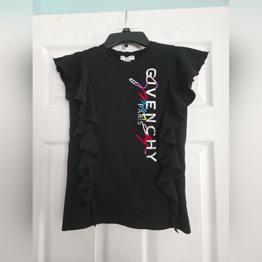 NWOT Girl's Givenchy Paris Top.
